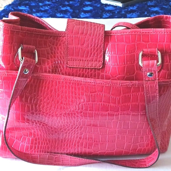 LIZ Claiborne Signature Shoulder Tote With Detachable Wrislet - Picture 4 of 14